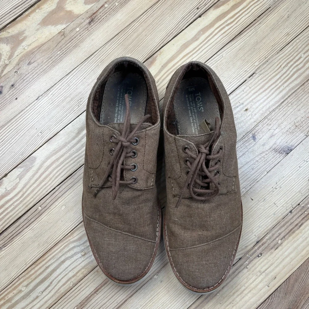 TOMS Mens Brown Canvas Brogue Derby Cap Toe Oxford preppy career Shoes Size 9